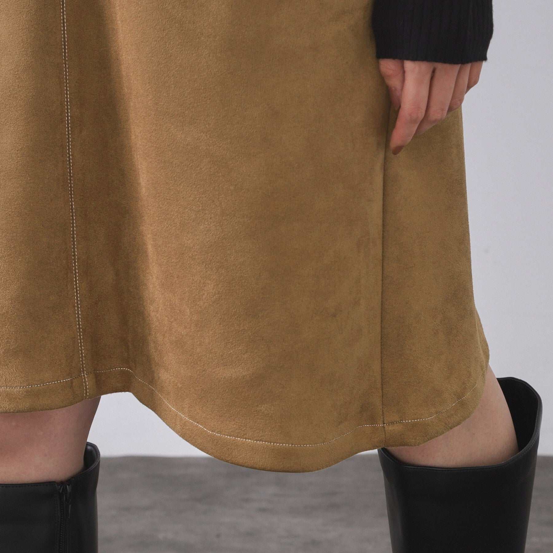 オペーク ドット クリップ OPAQUE.CLIP スエードライクVネックジャンドレ【洗濯機洗い可】 (ブラウン(044)) ブラウン(044)