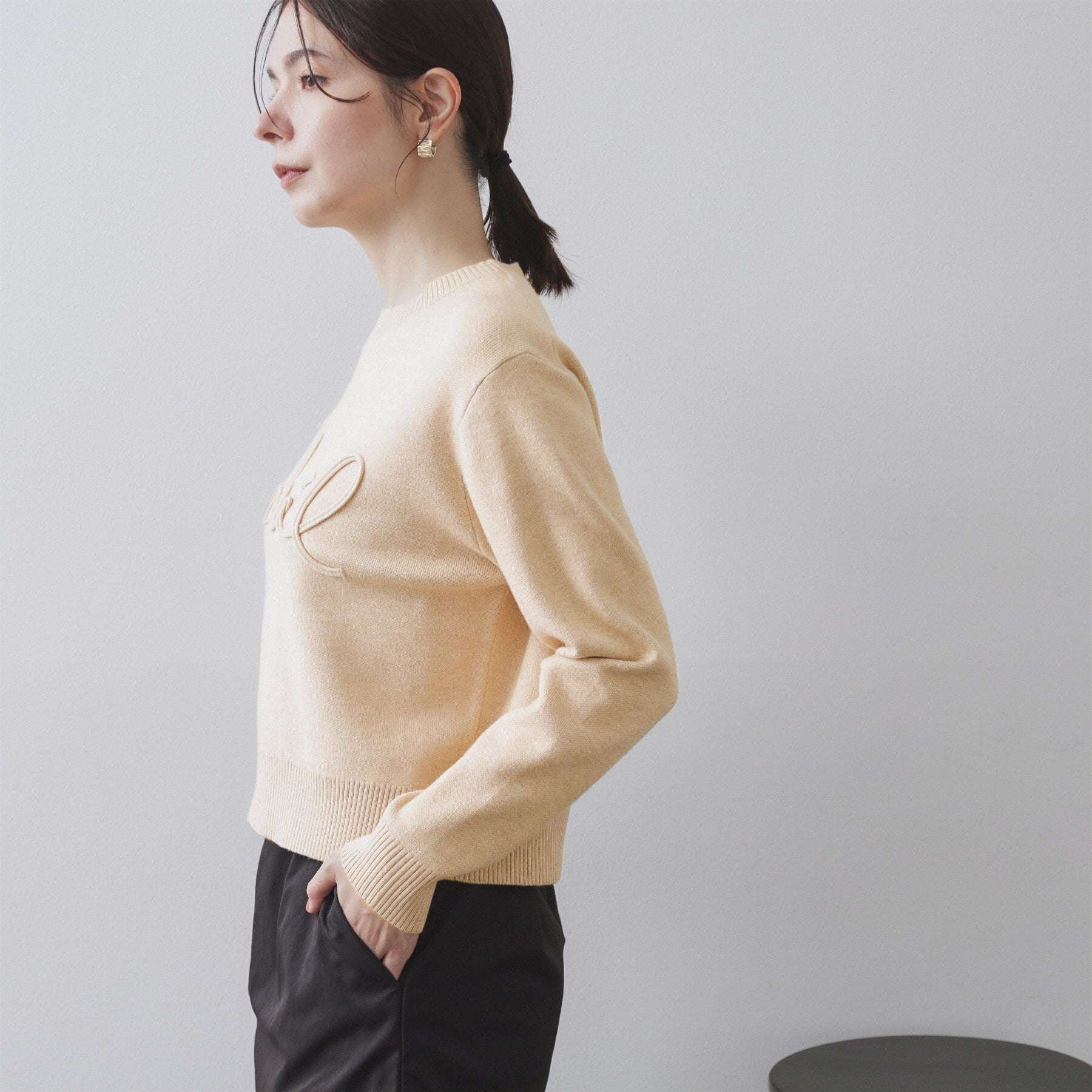 オペーク ドット クリップ OPAQUE.CLIP チェーン刺繍ロゴニットプルオーバー【洗濯機洗い可】 (ピンク(072)) ピンク(072)