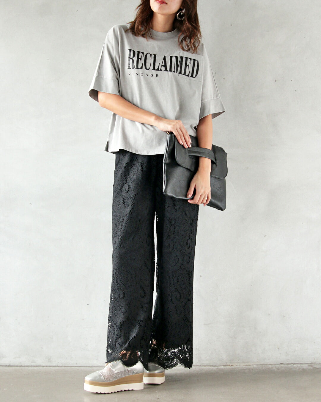 オトナ OTONA カッコ綺麗なブラックペイズリーレース×フレアパンツ (ブラック) ブラック