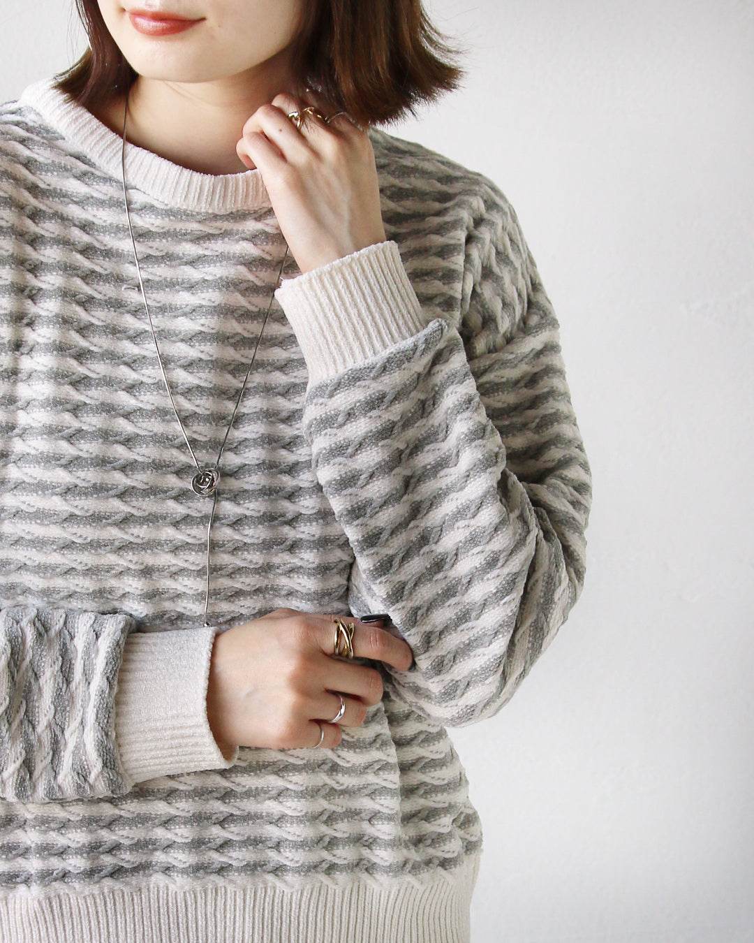 オトナ OTONA 極上タッチ やさしいベロアボーダートップス (グレー) グレー