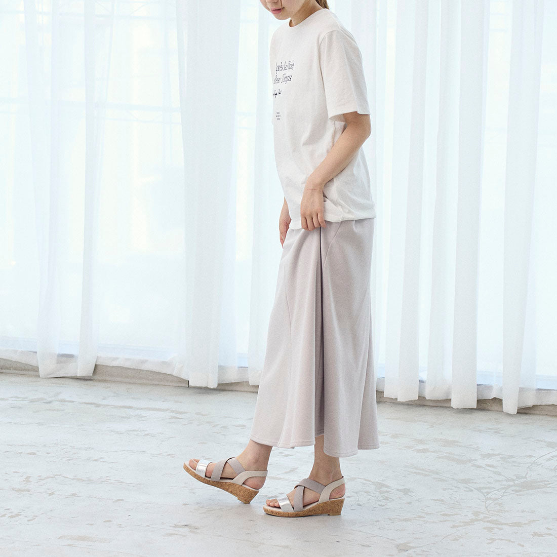 ピッティ Pitti 【WEB限定】コルクウエッジサンダル (シルバー) シルバー