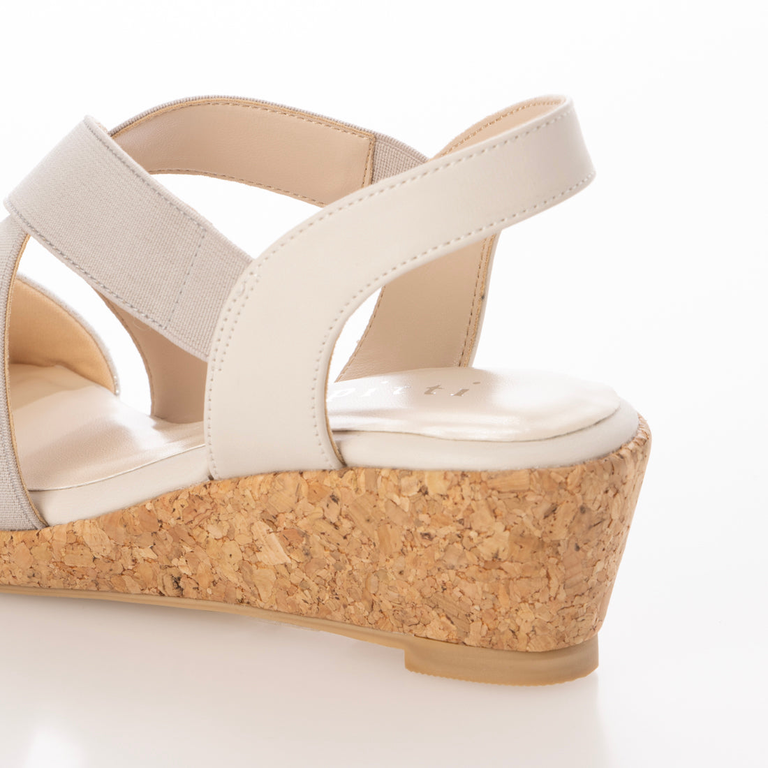 ピッティ Pitti 【WEB限定】コルクウエッジサンダル (シルバー) シルバー