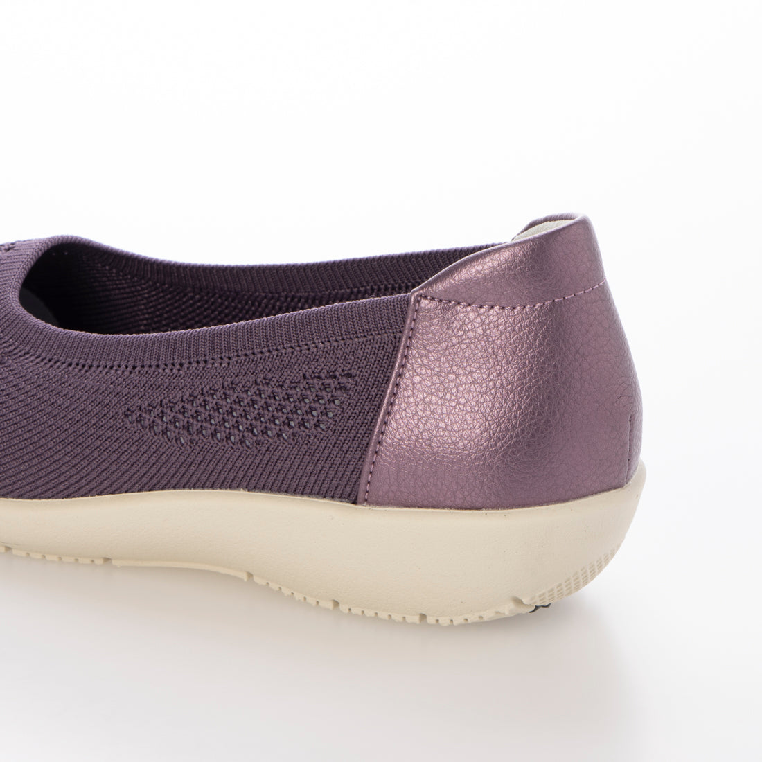 パンジー Pansy 軽量ニットパンプス