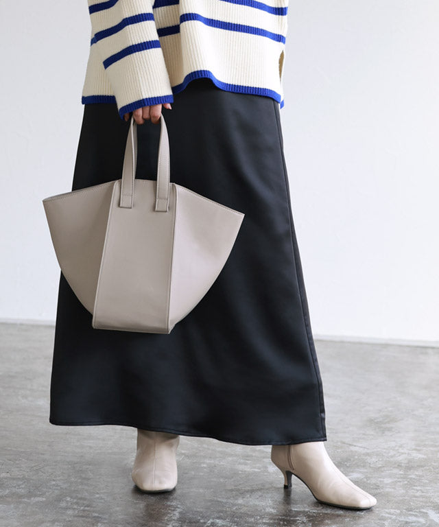 ピエロ Pierrot 変形ハンドバッグ (グレージュ) グレージュ