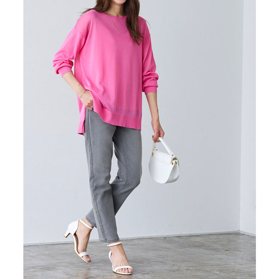 ハーフラウンドハンドバッグ