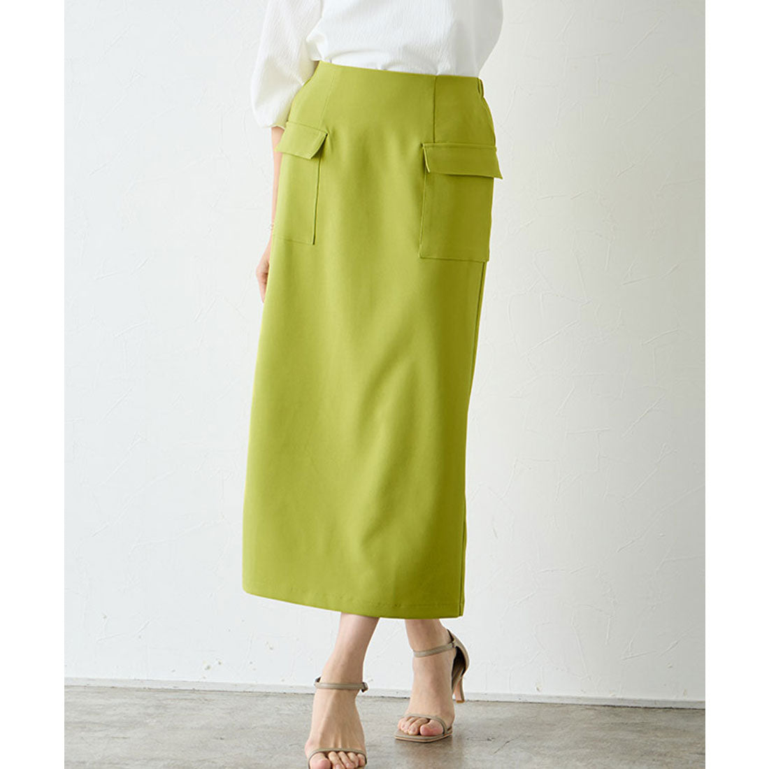 側邊翻蓋口袋I型裙子