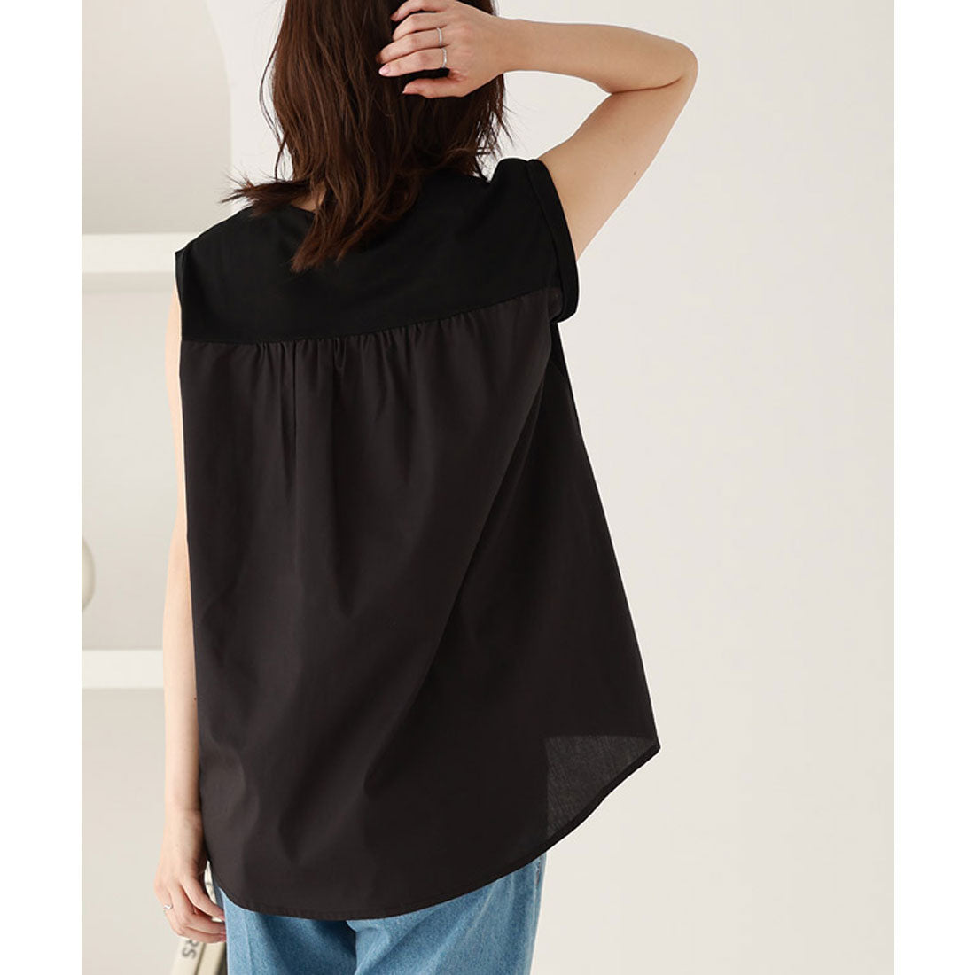 異素材切り替えキーネックカットソー