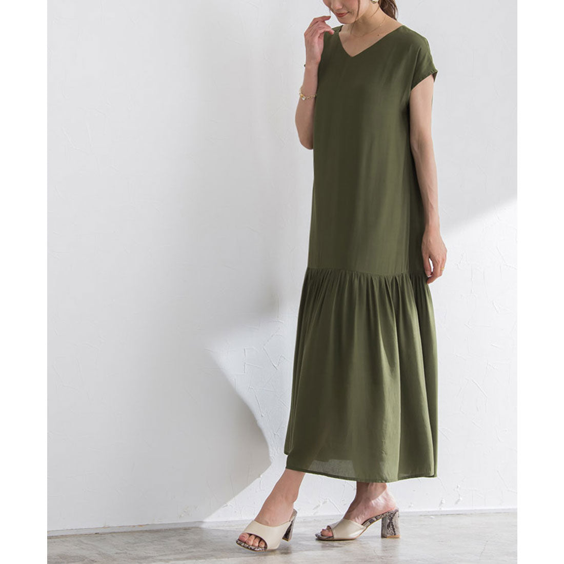 奇妙的白皮皮埃羅(Pierrot)奇妙的pierrot下擺切換法式袖子一件