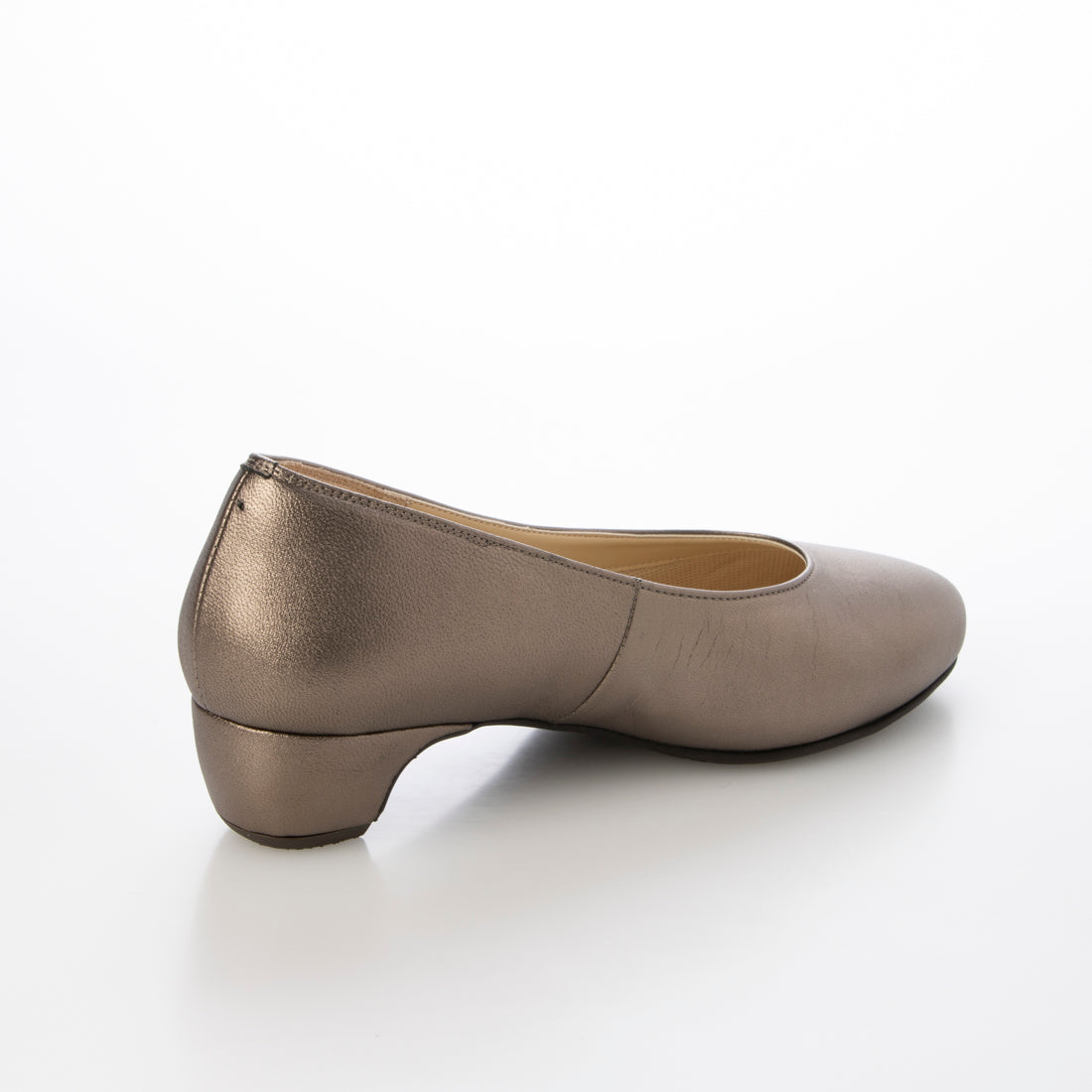 パドカトル Pas de Quatre 3Eレザープレーンパンプス (ガンメタ) ガンメタ