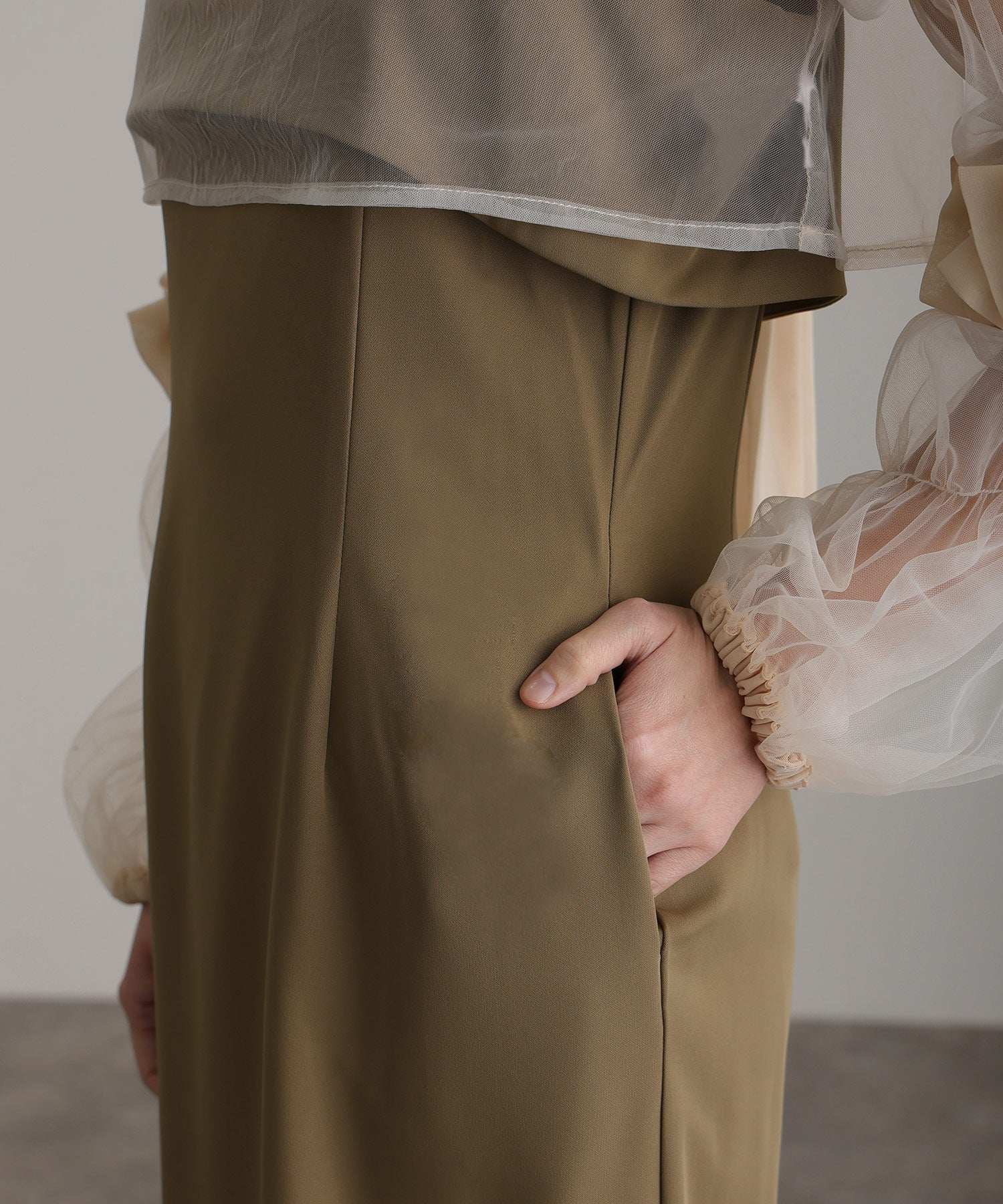 プールヴー PourVous 結婚式パーティードレスチュールボレロ袖あり&ミモレ丈お呼ばれ同窓会オケージョンドレスフォーマル フォーマル ワンピース パーティードレス 20代 30代 40代 (カーキ) カーキ