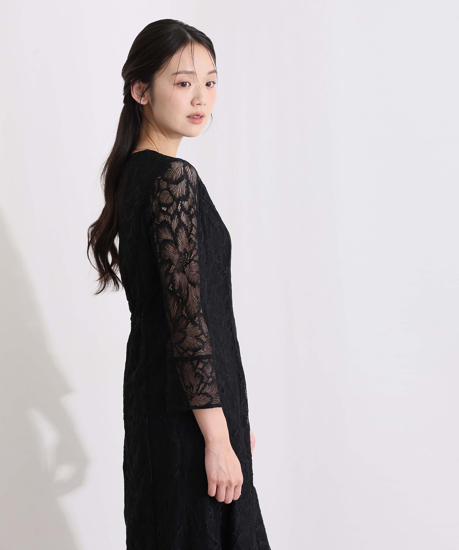 プールヴー PourVous ロング&七分袖フォーマルベルスリーブフレアクルーネック総レースシアー大きいサイズ結婚式二次会パーティードレスオケージョンドレス同窓会成人式 フォーマル ワンピース パーティードレス (ブラック) ブラック