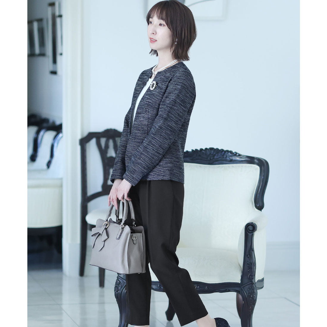 プールヴー PourVous ノーカラーパンツスーツ