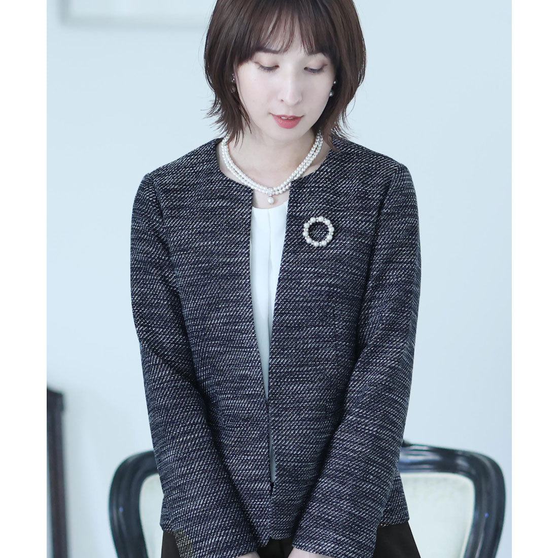 プールヴー PourVous ノーカラーパンツスーツ