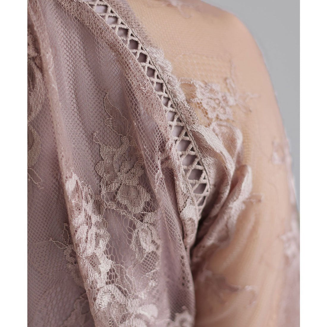 プールヴー PourVous 結婚式パーティードレスミモレ丈と袖ありハイネック大きいサイズフォーマル ワンピース 20代 30代 40代 (パープル) パープル