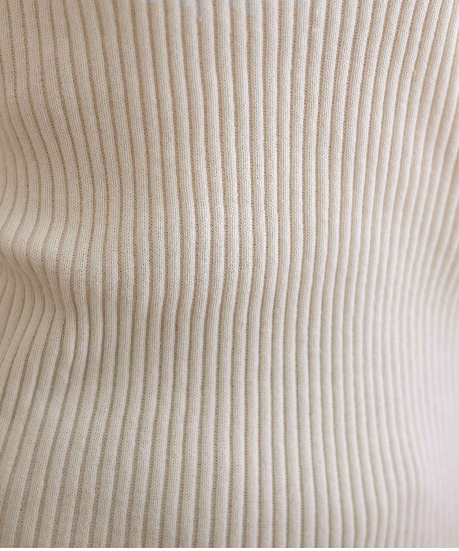 プールヴー PourVous メロウ襟タートルネックリブニット