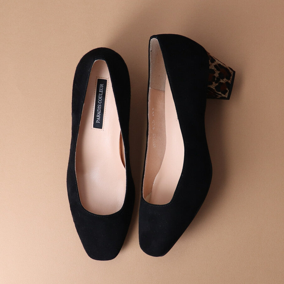 パラディクルール PARADIS COULEUR スクエアカットプレーンパンプス,ブラックスウェード