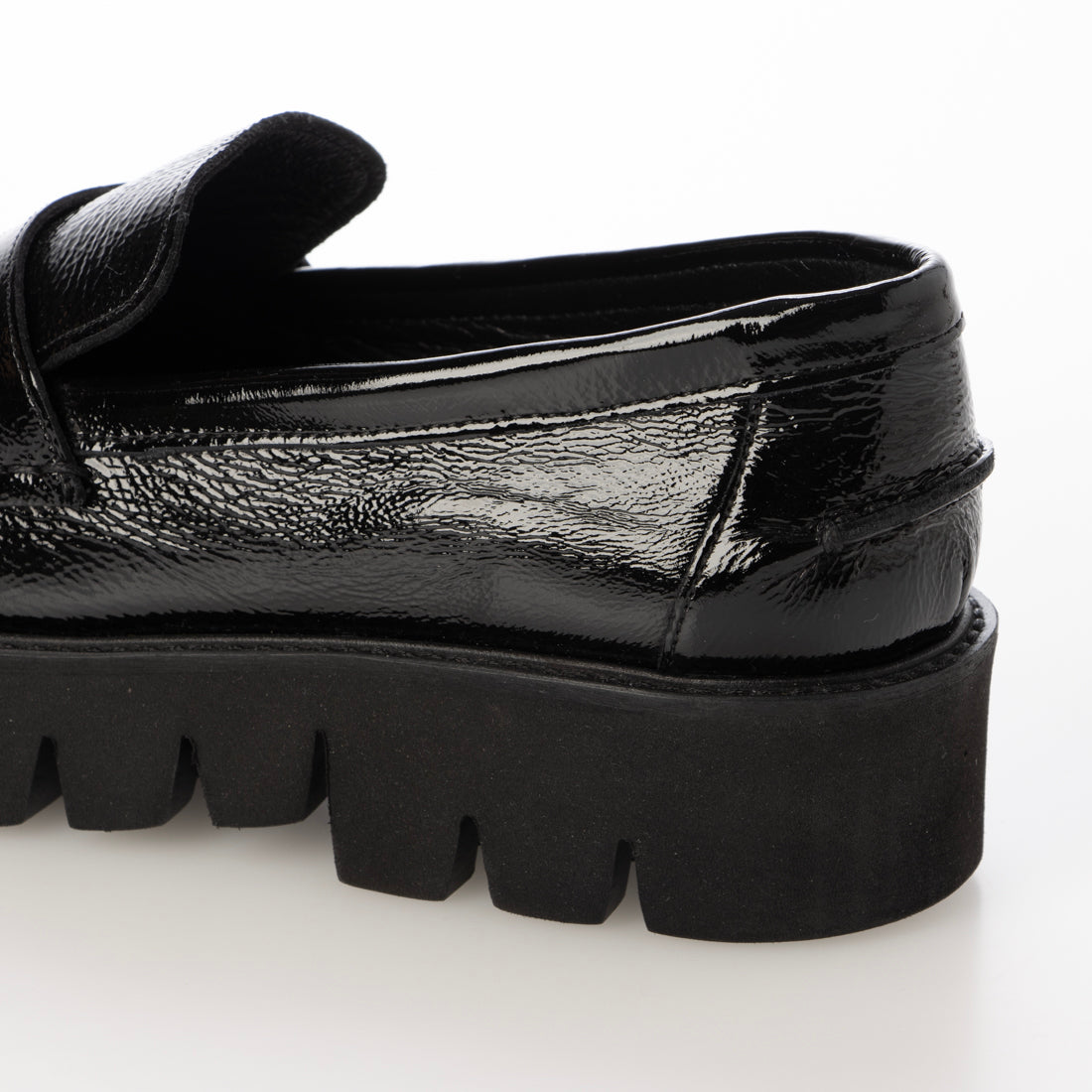 パスクッチ PASCUCCI エクストラライトソールローファー (ブラックエナメル) ブラックエナメル