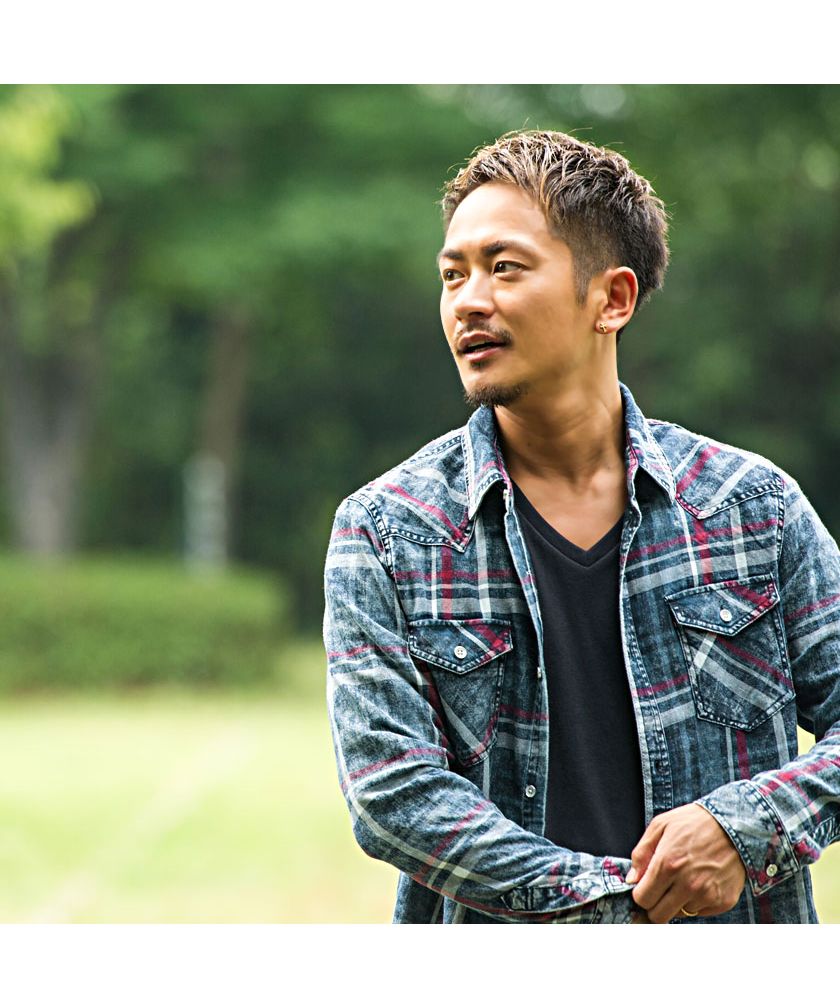 キャバリア CavariA CavariA カラー無地Vネック長袖Tシャツ メンズ 長袖 無地 ロンt 長袖Tシャツ シンプル トップス ブランド 黒 白 紺 ブラック グレー ホワイト