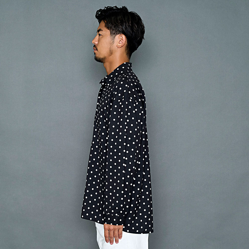 キャバリア CavariA CavariA 總柄長袖襯衫