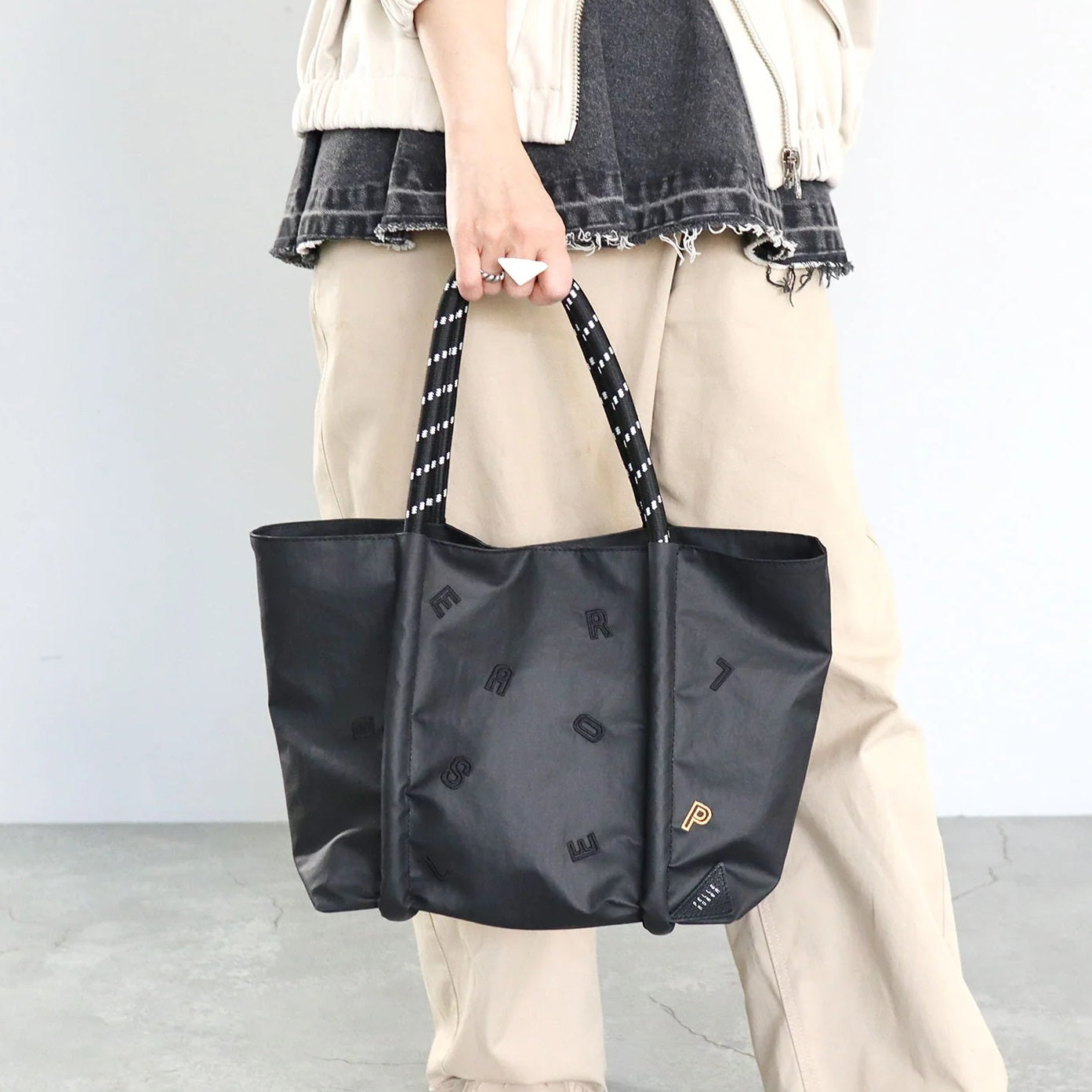 ペレボルサ PELLE BORSA トートバッグ (ブラック) ブラック