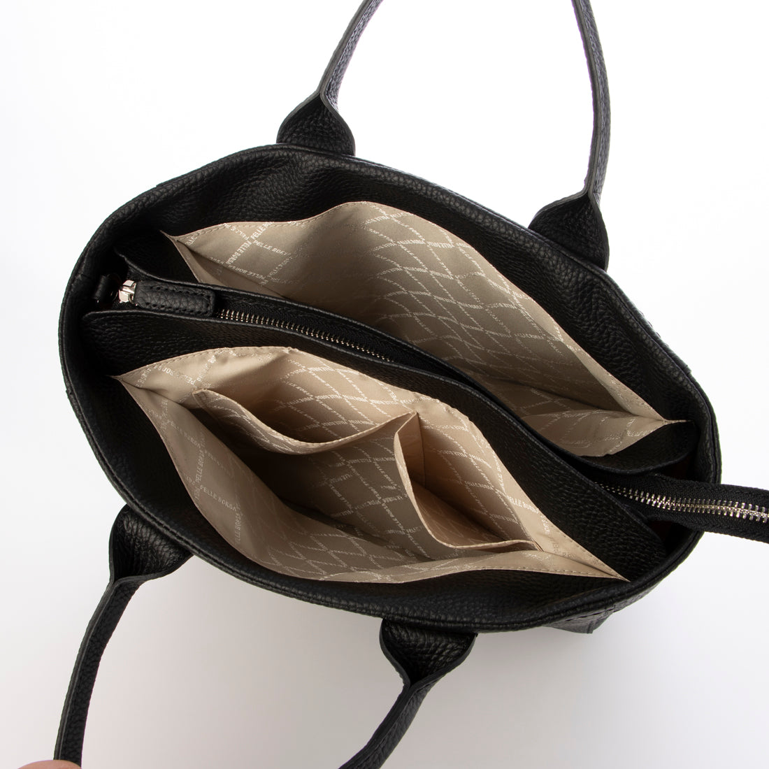 ペレボルサ PELLE BORSA 「レネット」ミディアムトート (ブラック) ブラック