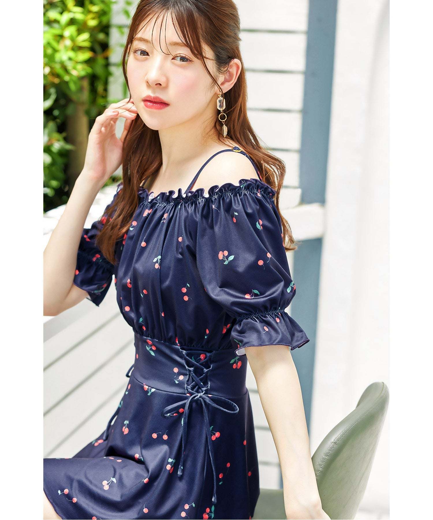Tocco Closet 【S・M Size Available】 Frill Off-Shoulder Side Lace