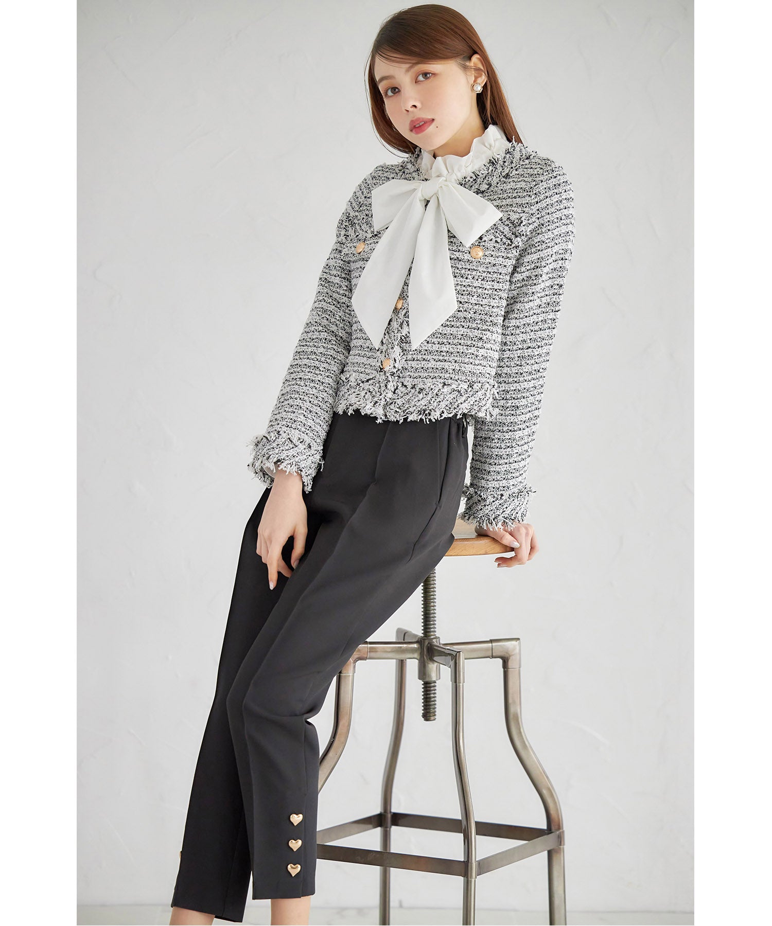 トッコクローゼット tocco closet ゴールド釦フリンジミックスツイードジャケット (サックス) サックス