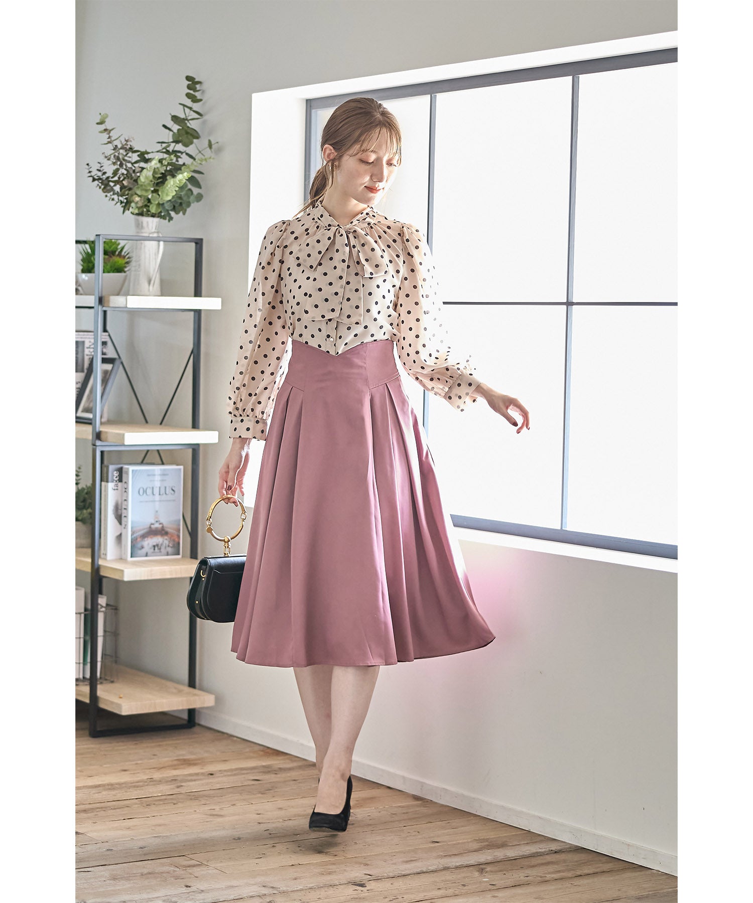 トッコクローゼット tocco closet バックレースアップハートカットハイウエストタックフレアスカート (グレイッシュブルー) グレイッシュブルー