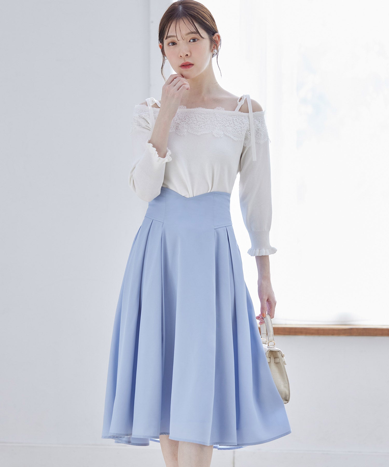 トッコクローゼット tocco closet バックレースアップハートカットハイウエストタックフレアスカート (グレイッシュブルー) グレイッシュブルー