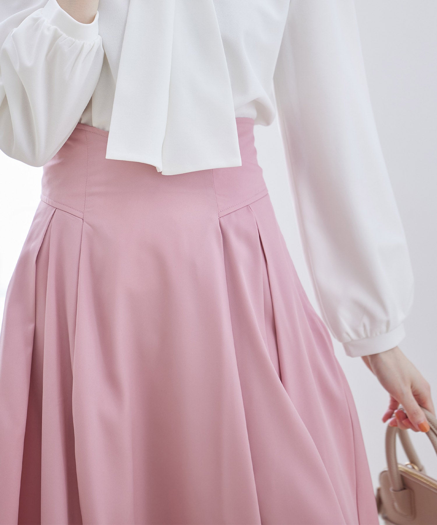 トッコクローゼット tocco closet バックレースアップハートカットハイウエストタックフレアスカート (グレイッシュブルー) グレイッシュブルー