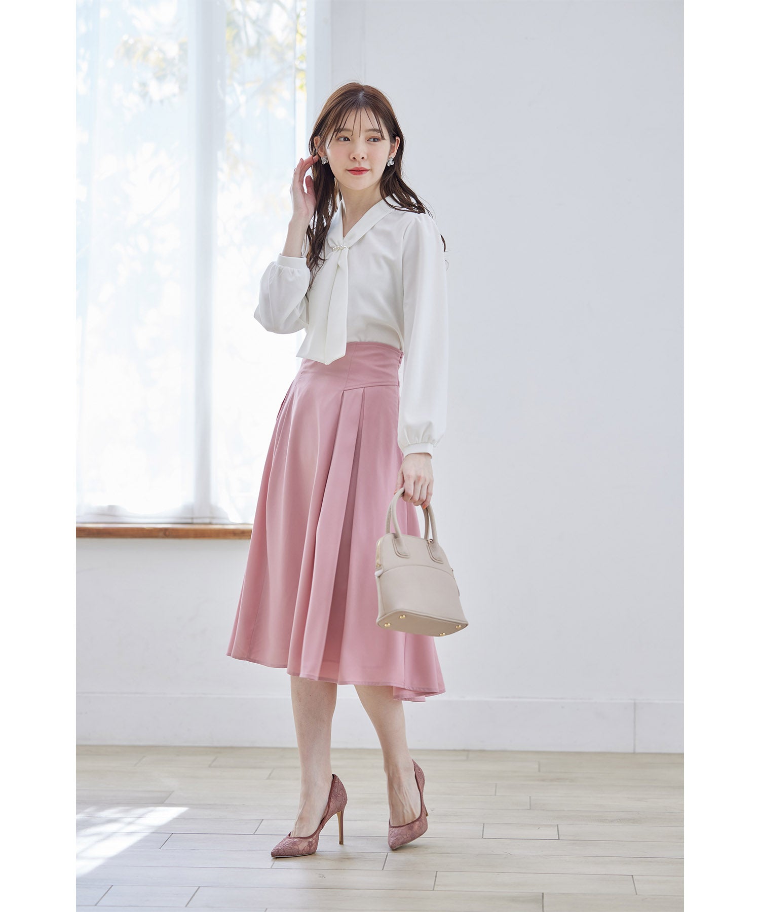 トッコクローゼット tocco closet バックレースアップハートカットハイウエストタックフレアスカート (グレイッシュブルー) グレイッシュブルー