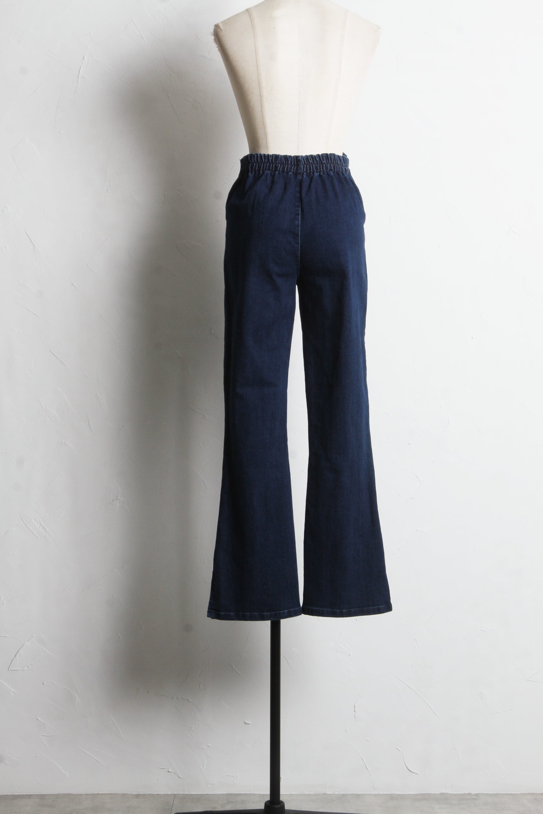 トッコクローゼット tocco closet 裾パール付きウエストスカラップカットパンツ ブラック