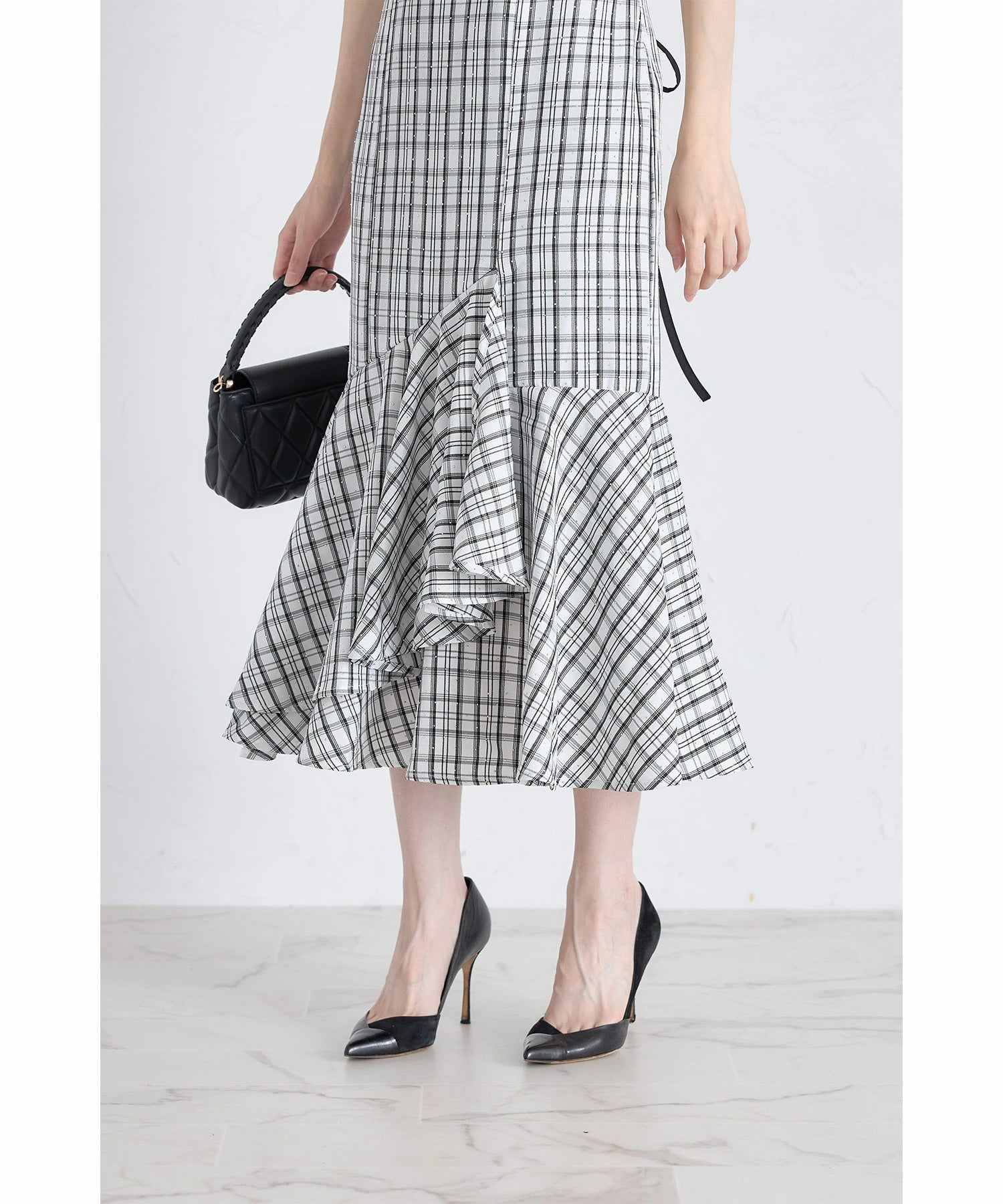 トッコクローゼット tocco closet ビックカラー付きストーン装飾チェック柄バックレースアップドッキングワンピース ホワイト