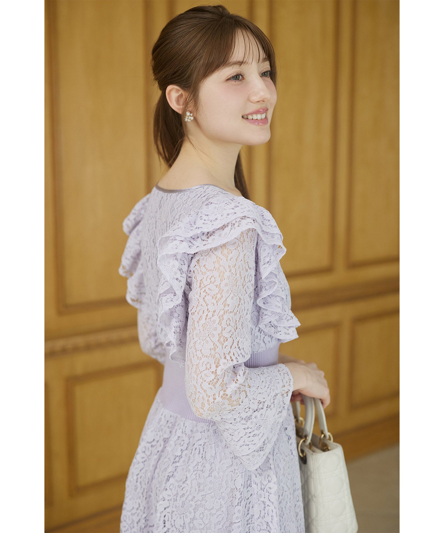 トッコクローゼット tocco closet お呼ばれシーンで大活躍するウエストリブフリルレースワンピース パープル