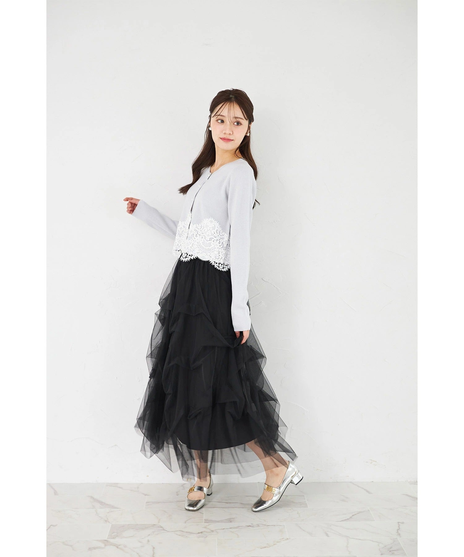 トッコクローゼット tocco closet 裾レース装飾パール釦ニットカーディガン ブルー