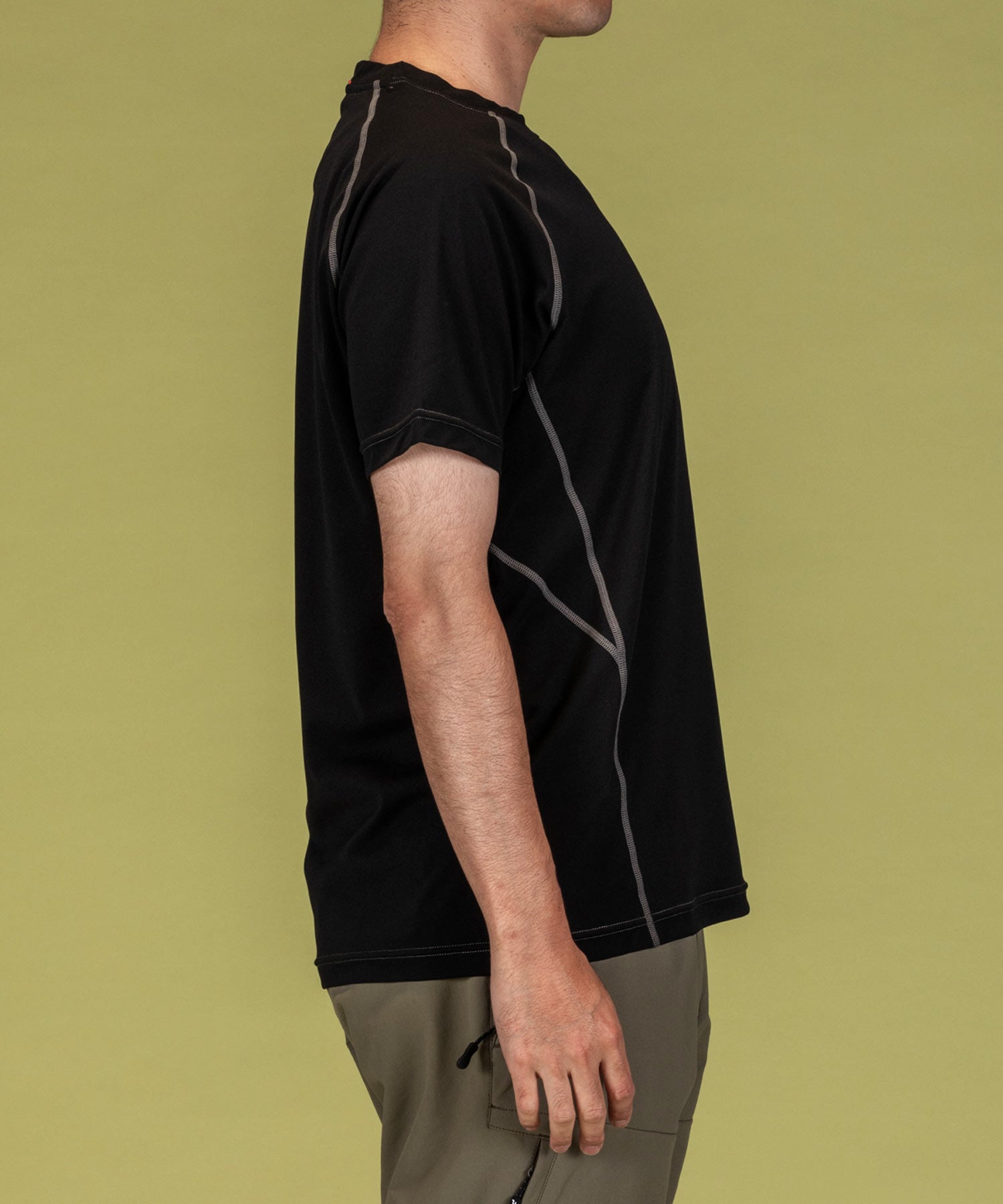 フェニックス phenix phenix OUTDOORクルーネック半袖Tシャツ メンズTシャツ 速乾 ストレッチ 抗菌 防臭 インナー