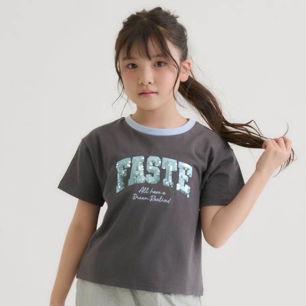 ピンク ラテ PINK-latte 【接触冷感】キラキラカレッジリンガー半袖Tシャツ (チャコール) チャコール