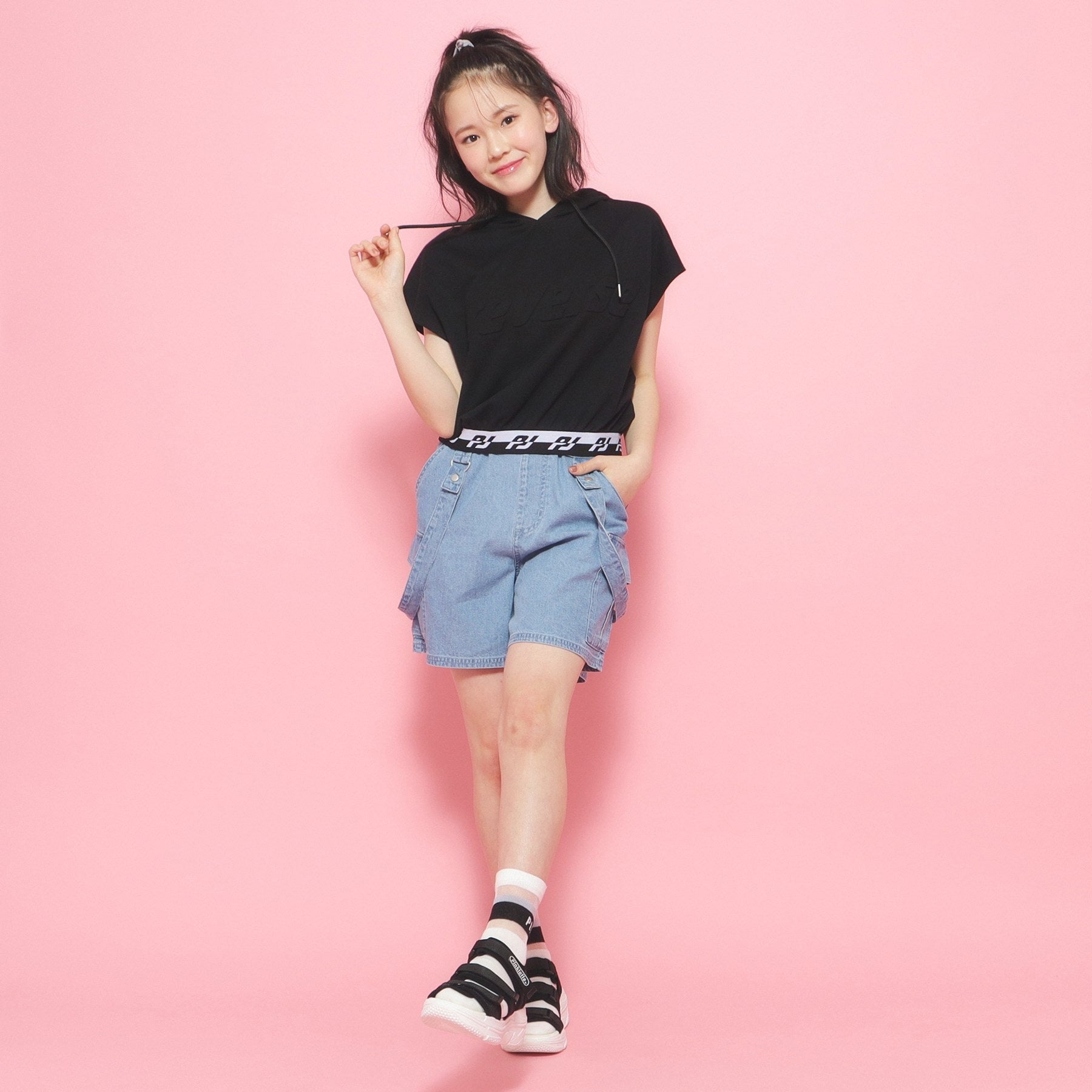 ピンク ラテ PINK-latte フレンチスリーブフーディプルオーバー