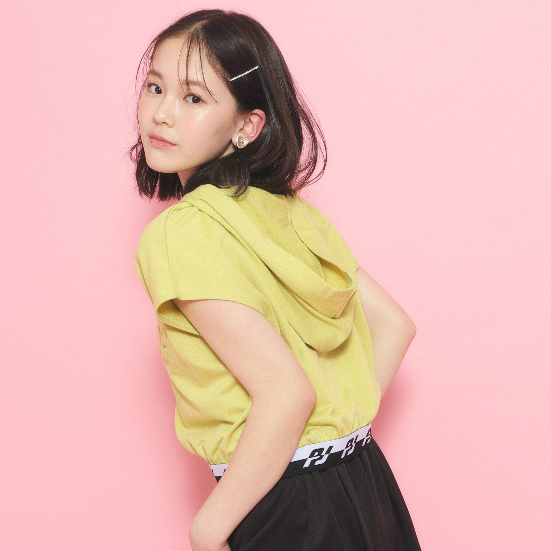 ピンク ラテ PINK-latte フレンチスリーブフーディプルオーバー