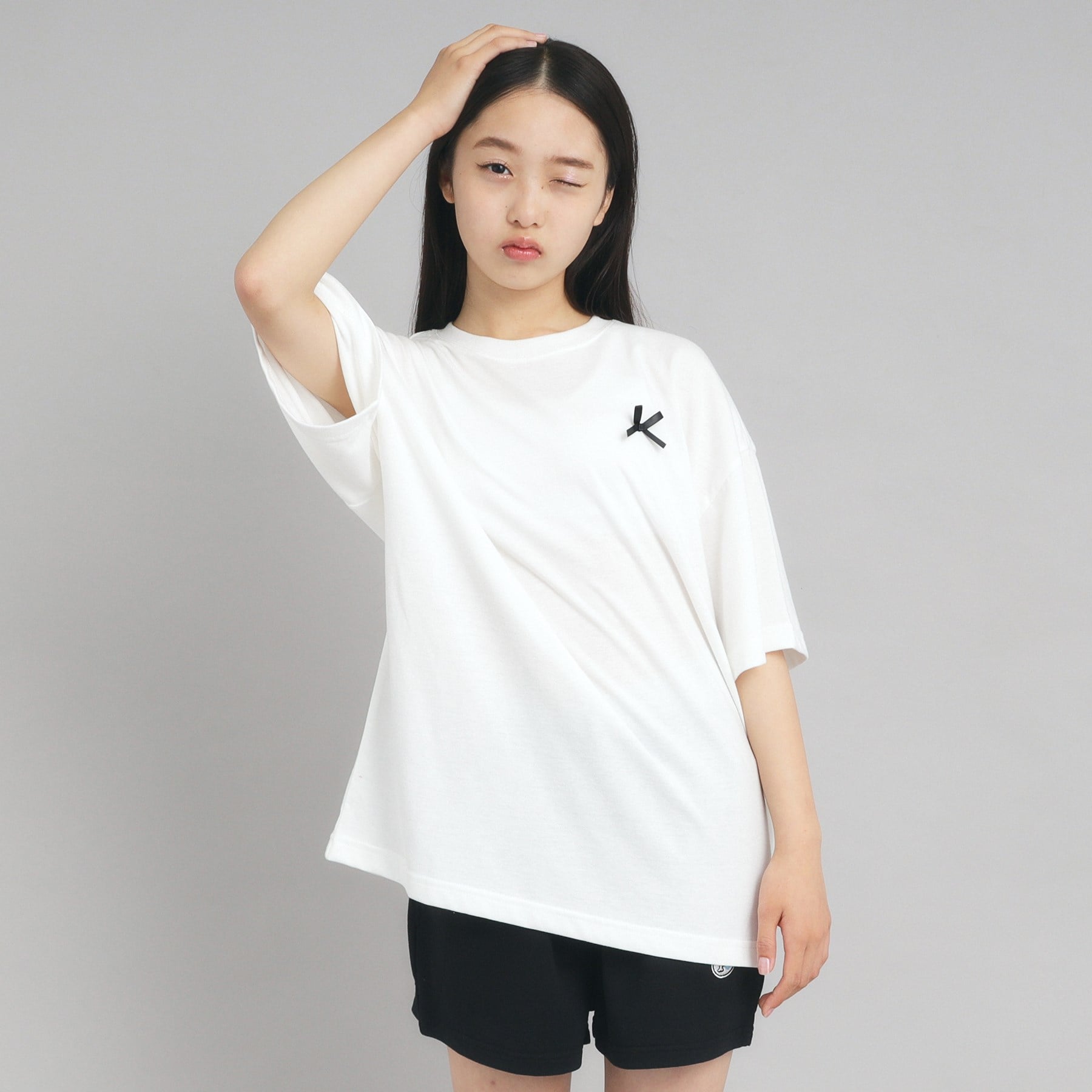 ピンク ラテ PINK-latte バックフォトプリントTシャツ