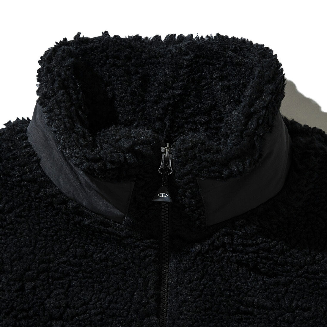 ポーラー POLeR POLER JACQUARD SHERPA VEST(ポーラー ジャガード シェルパベスト) (BLACK) BLACK