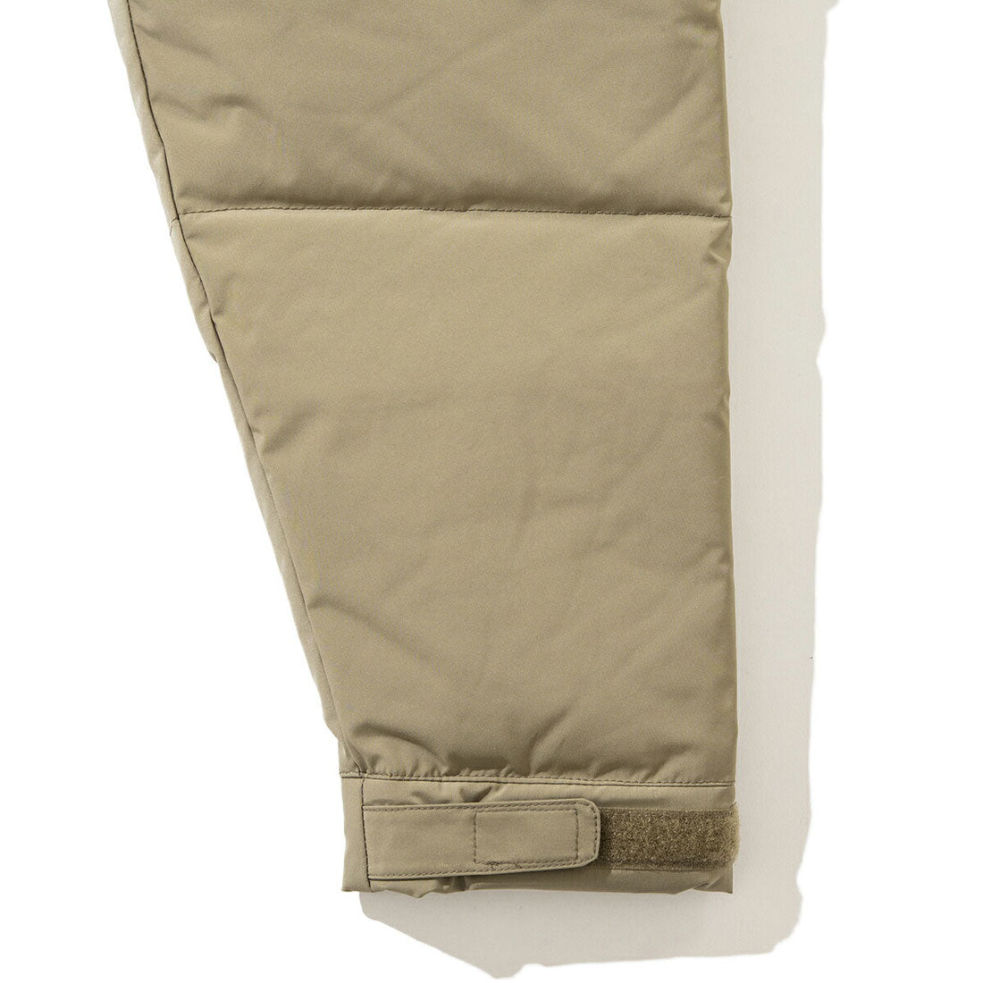 ポーラー POLeR POLER COZY PUFF DOWN(ポーラー コージー パフダウン) (SAND) SAND