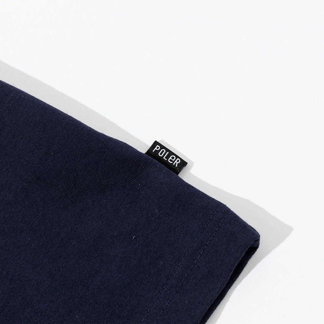 ポーラー POLeR POLER FURRY FONT RELAX FIT TEE(ポーラー ファーリー フォント リラックス フィット ティー) (WHITE) WHITE
