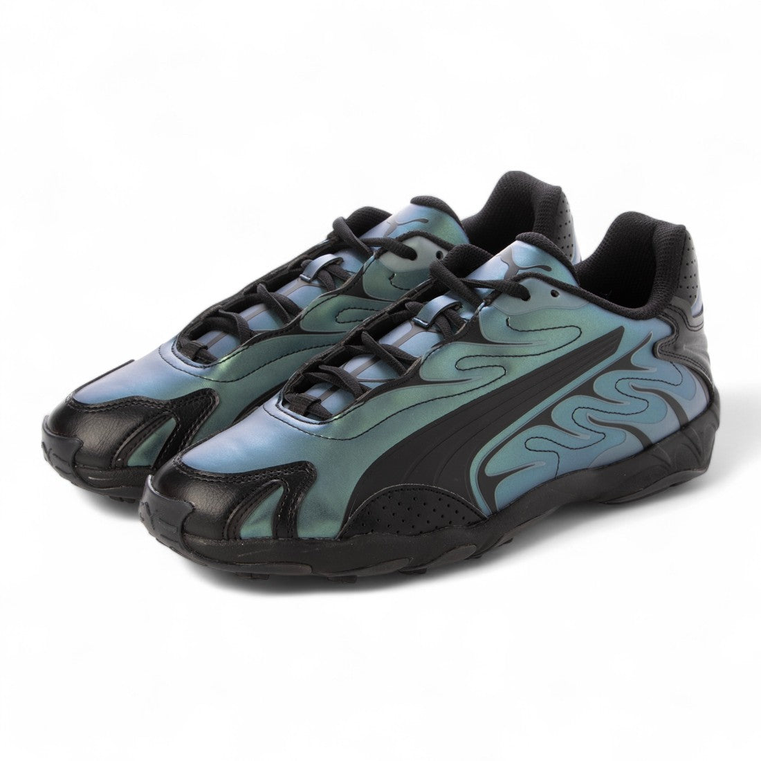 イバラムシ PUMA PUMA - INHALE COLOR SHIFTING PUMA BLACK【401665-01】