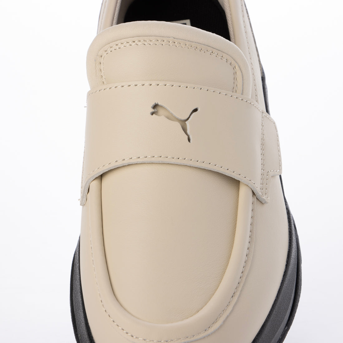 プーマ PUMA PUMA-プーマ LOAFYR WMNS ローファーALPINE SNOW-PUMA BLACK【397730-02】 (ALPINE SNOW/PUMA BLACK) ALPINE SNOW/PUMA BLACK?