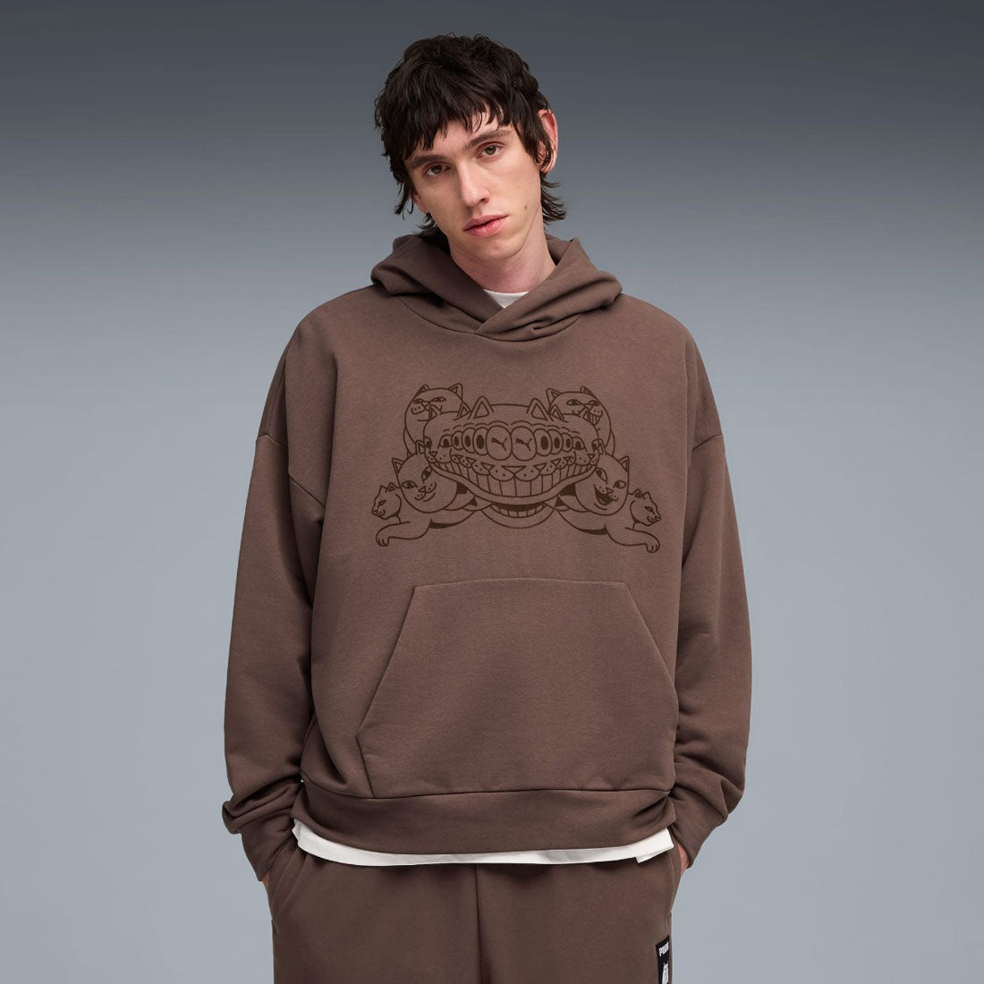 プーマ PUMA PUMA x RIPNDIP ボクシー グラフィック フーディ(PUMA x RIPNDIP BOXY GRAPHIC HOODIE) (Flat Bronze) Flat Bronze