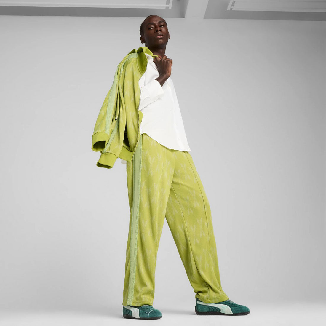 プーマ PUMA PUMA THE NEVERWORN V T7 TRACK PANTS(プーマ ザ ネヴァーウォーン V T7 トラックパンツ) (SEA KELP) SEA KELP