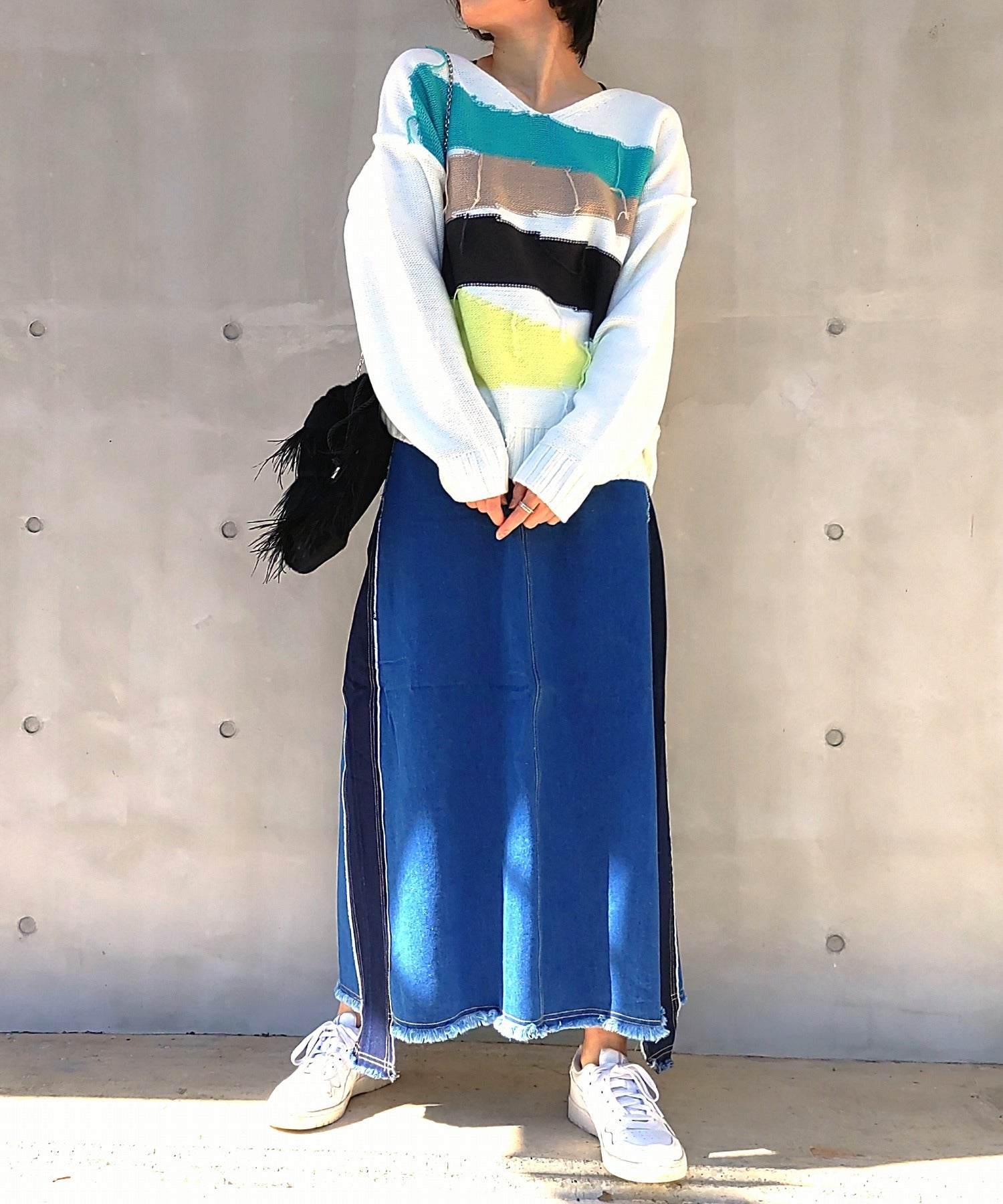 キュー Q 4色ニュアンスボーダーニット