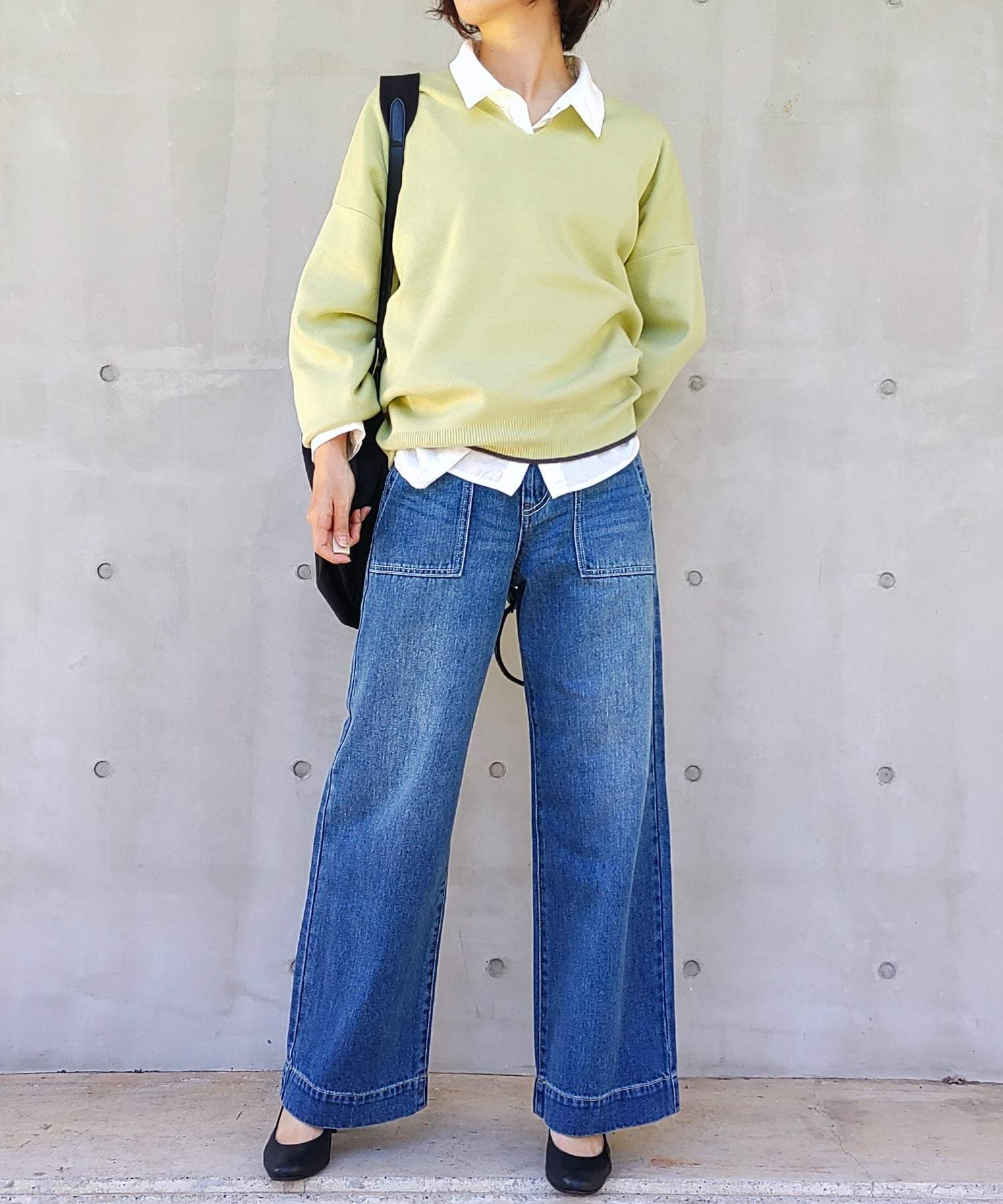 キュー Q Vネックオーバーニット