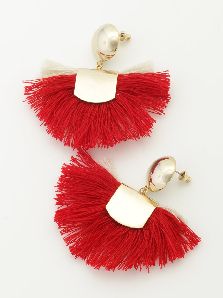 クイーンズコート QUEENS COURT メタルフリンジピアス (アカ) アカ